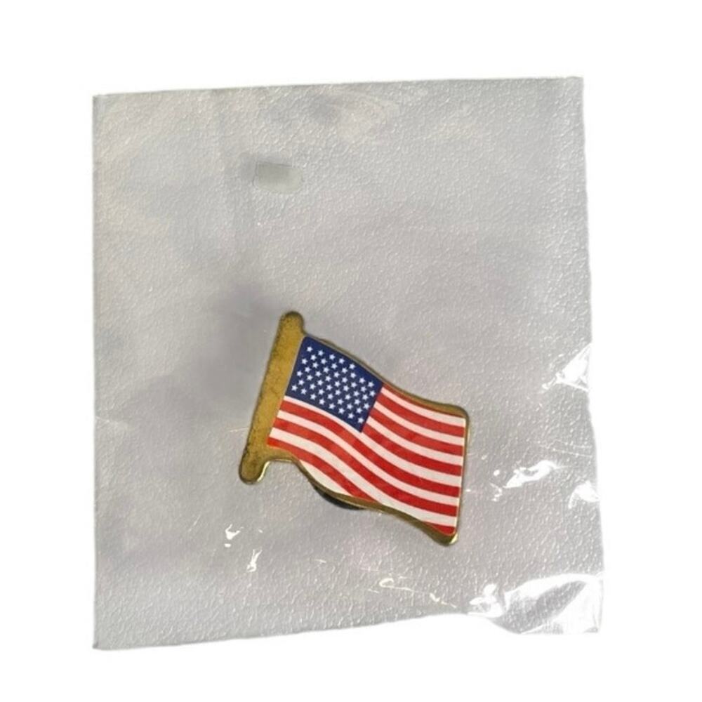 Vintage Gold Tone Metal Lapel Waving American Flag Design Pin